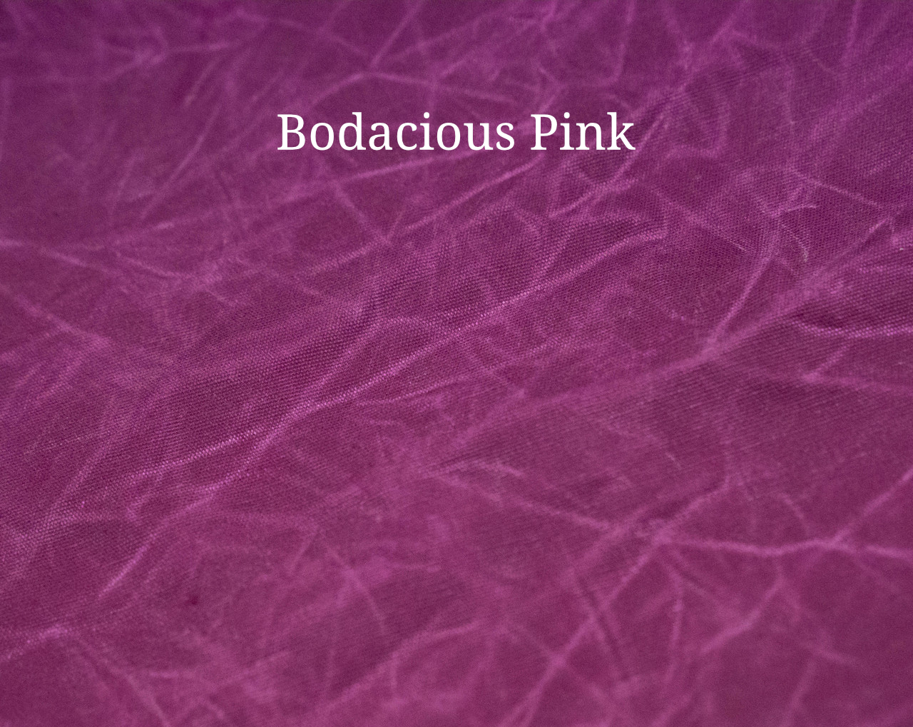 Oliver Bat Wing Dust Cover in Waxed Canvas