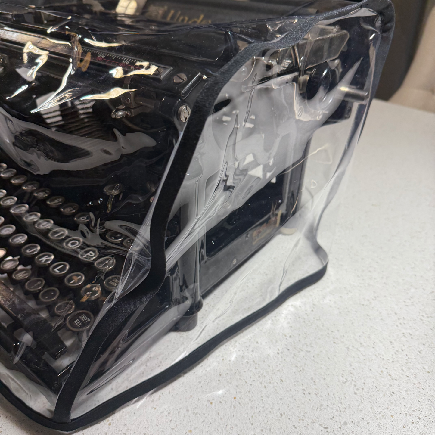 Underwood № 5 - Clear Vinyl Dust Cover
