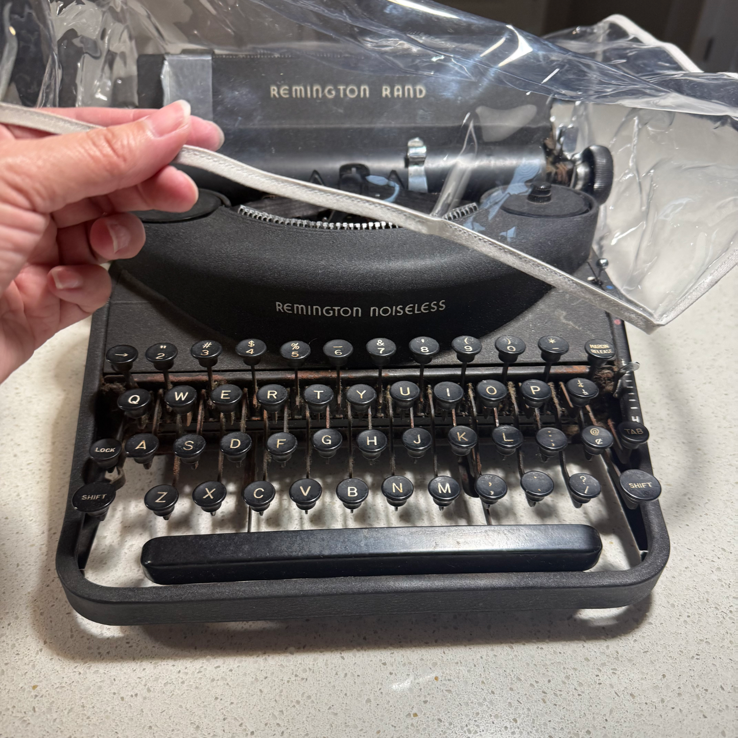 Remington Rand Noiseless - Clear Vinyl Dust Cover